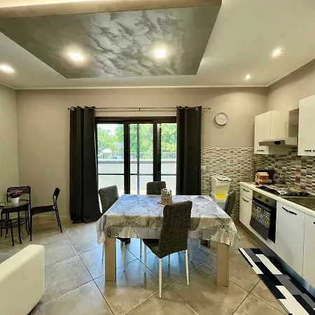 Casa Ferdinandea * Catánia