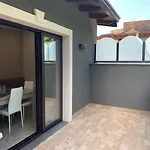 Casa Ferdinandea * Catánia